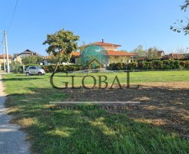 Građevinsko zemljište, Zagreb (Sesvete),1557 m2 - 32 €/m2